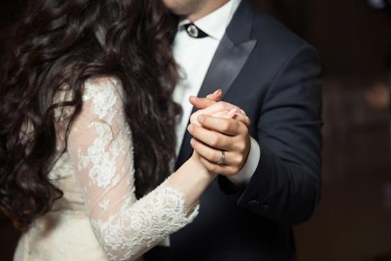 Wedding Culture: India vs The West – A Tale of Two Worlds